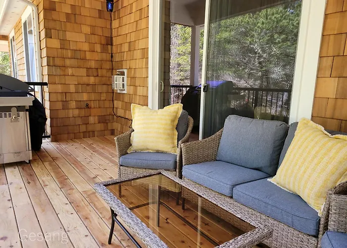 Octopus Lair, Walk To Beach, A/C, Shuffleboard, Dogsok
